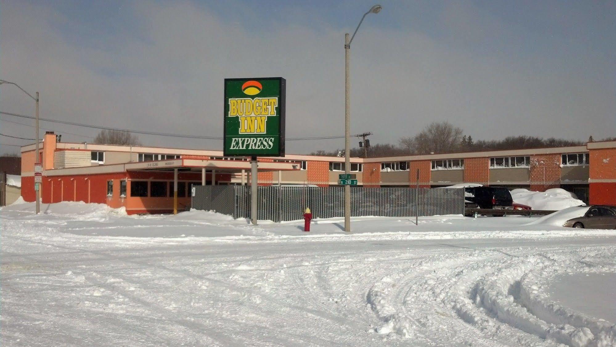 Budget Inn Express Bismarck Exterior foto